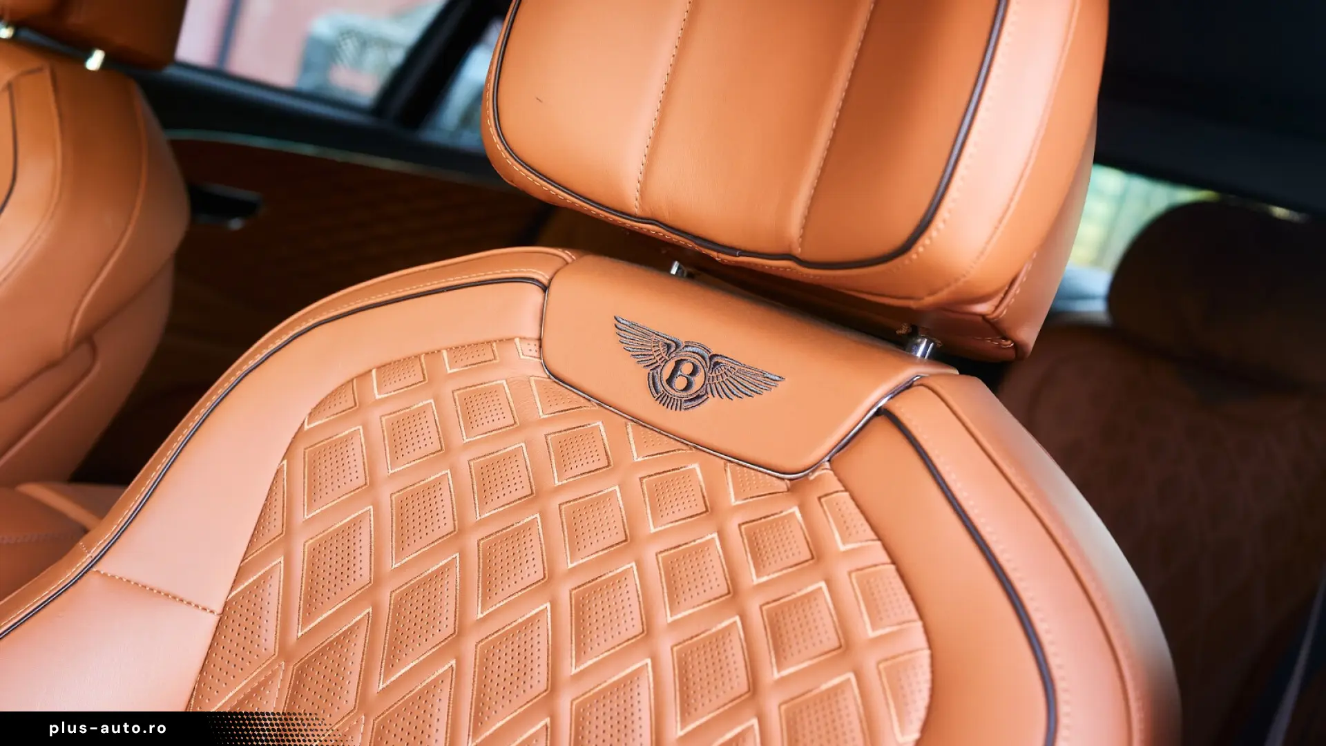 Bentley Flying Spur 4.0 V8