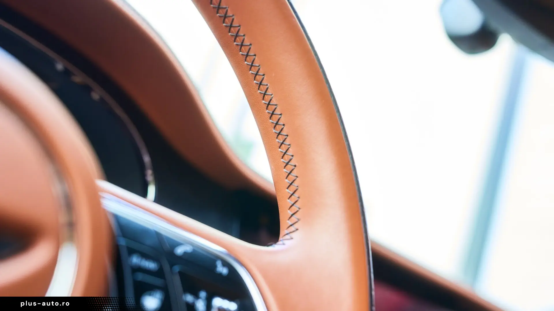 Bentley Flying Spur 4.0 V8