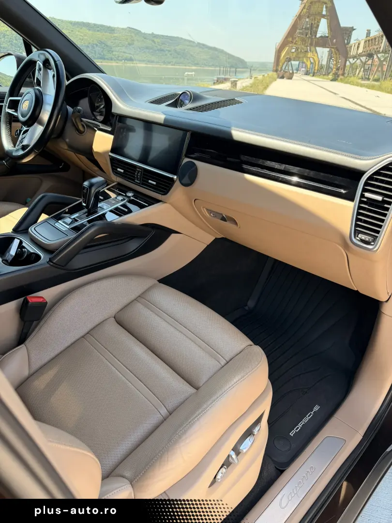 Porsche Cayenne E-Hybrid 462 CP   Peste 29.000 € Opționale