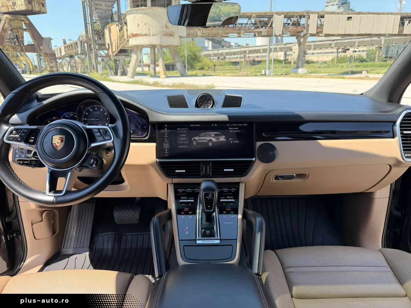 Porsche Cayenne E-Hybrid 462 CP   Peste 29.000 € Opționale