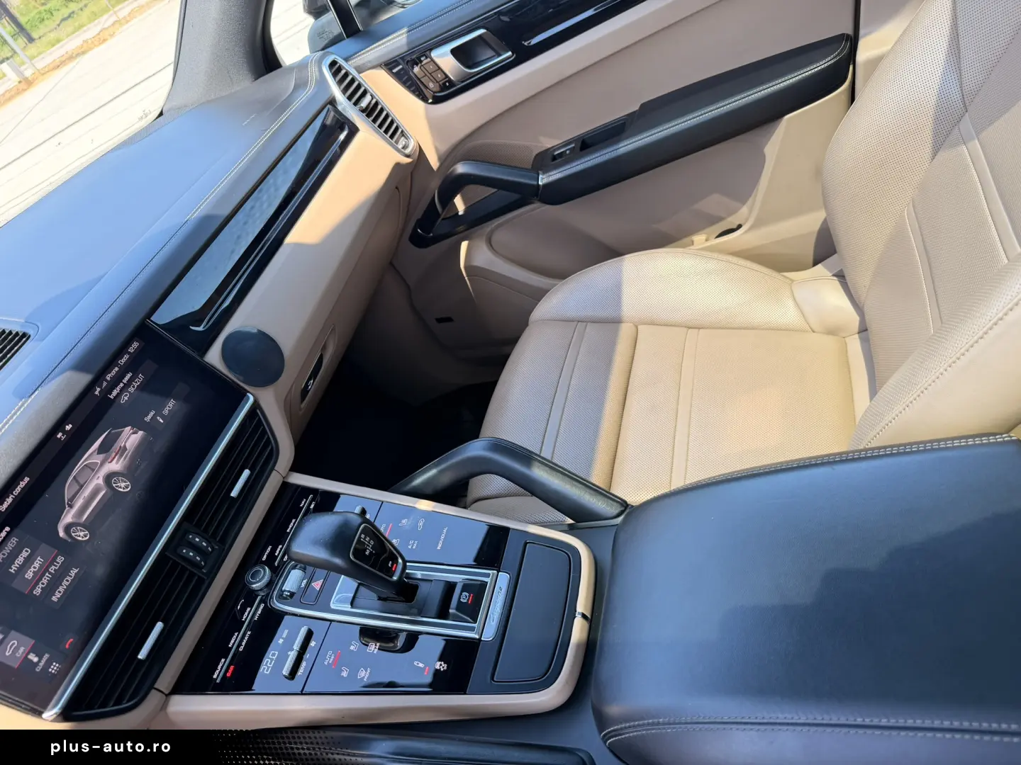 Porsche Cayenne E-Hybrid 462 CP   Peste 29.000 € Opționale