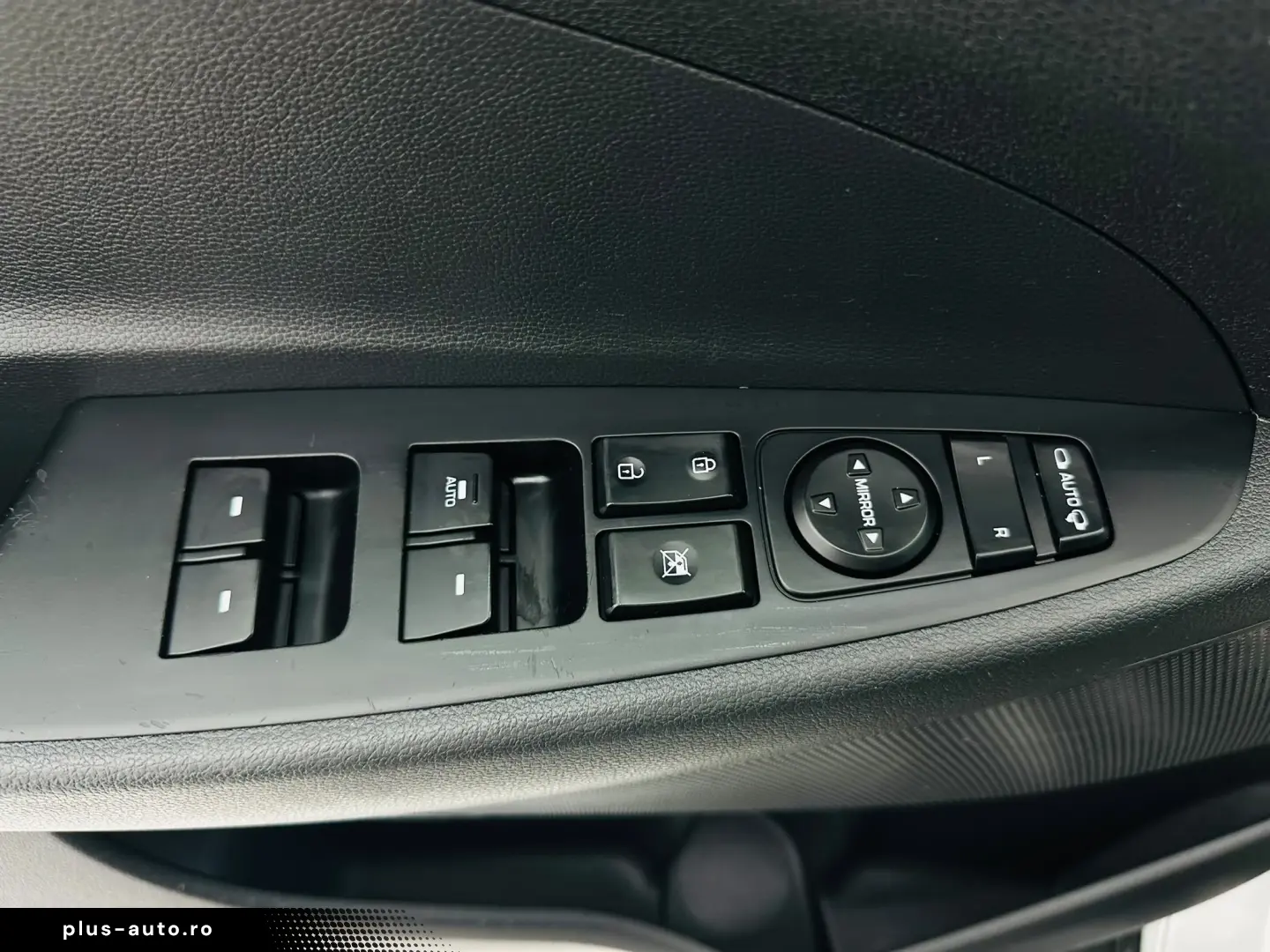 HYUNDAI TUCSON 2016 1.7D E6 Garantie 12 Luni Rate Avans 0 Do