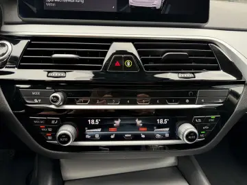 BMW 530d xDrive Tour AHK Standh. Laser h&k DA-Prof