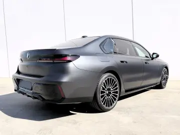 BMW 740d xDrive M Sport Pro Fond E. Innovation Froze