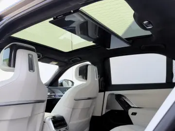 BMW 740d xDrive M Sport Pro Fond E. Innovation Froze