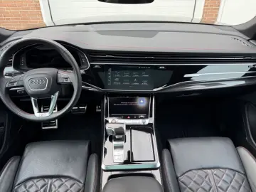 AUDI SQ8 4.0 TFSI QUATTRO   COMPETITION PLUS • CARBON