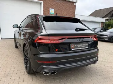 AUDI SQ8 4.0 TFSI QUATTRO   COMPETITION PLUS • CARBON