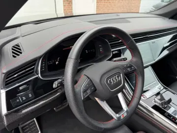 AUDI SQ8 4.0 TFSI QUATTRO   COMPETITION PLUS • CARBON