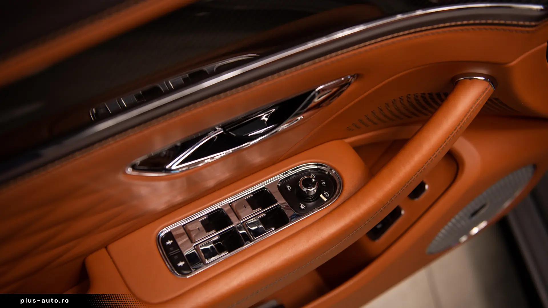 Bentley Flying Spur 4.0 V8 AWD