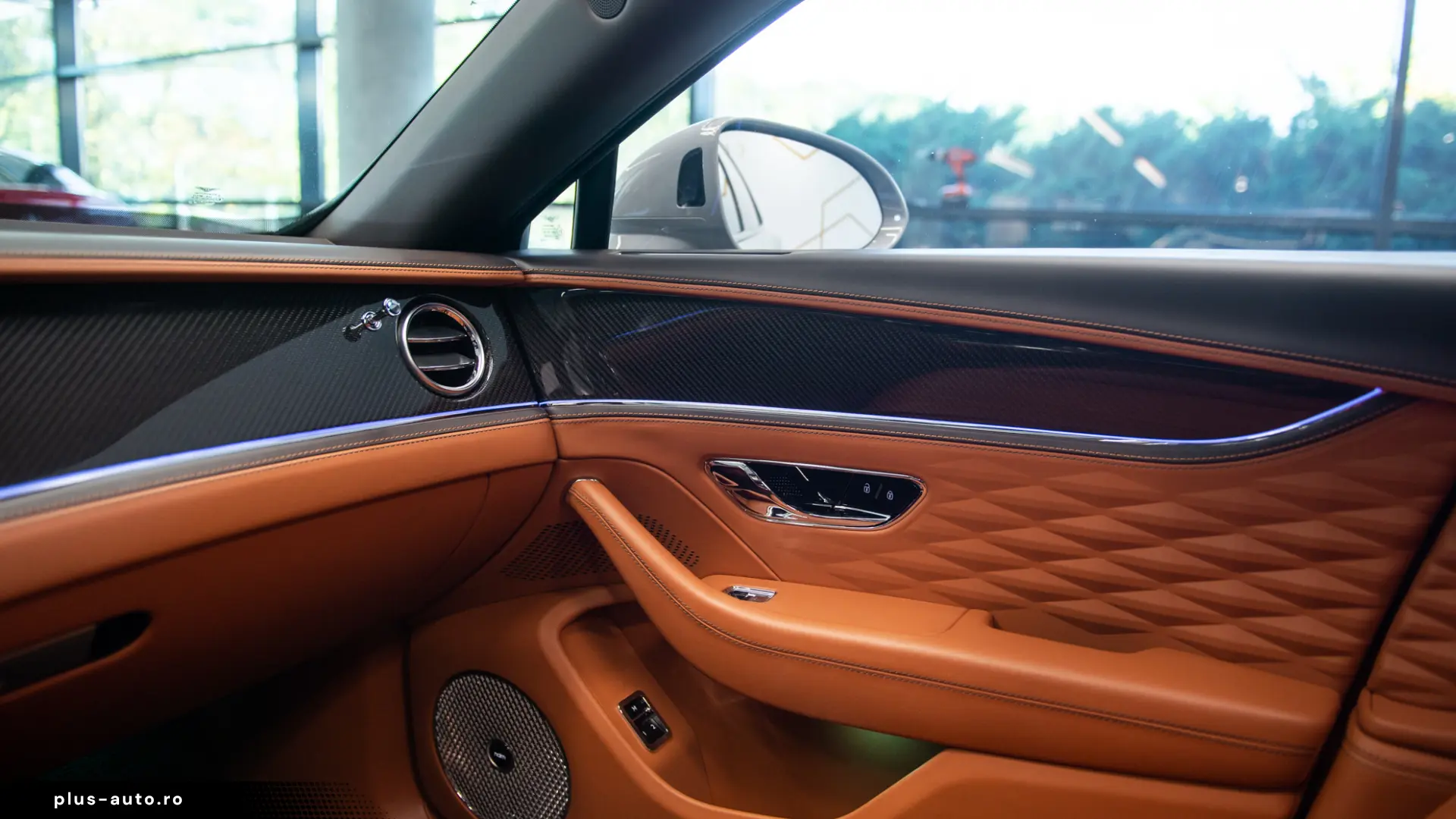 Bentley Flying Spur 4.0 V8 AWD
