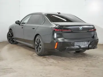 BMW 740d xDr. M Sport Pro NP 177190.-! Lounge Pak.
