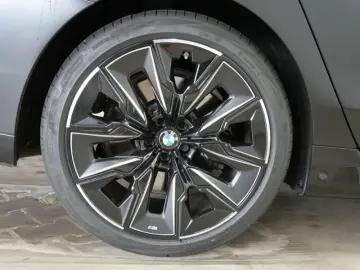 BMW 740d xDr. M Sport Pro NP 177190.-! Lounge Pak.