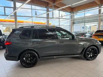 BMW X7 xDrive 40 d M Sport 7-Sitzer