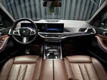 BMW X7 xDrive 40 d M Sport PRO SKY-LOUNGE 7-SITZE
