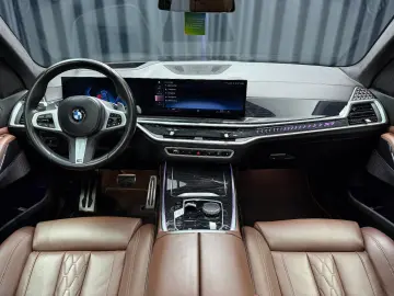 BMW X7 xDrive 40 d M Sport PRO SKY-LOUNGE 7-SITZE