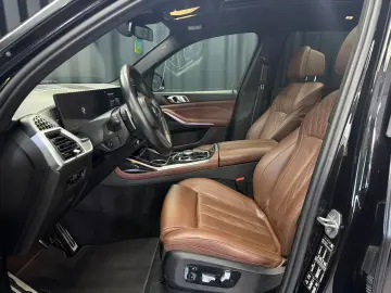 BMW X7 xDrive 40 d M Sport PRO SKY-LOUNGE 7-SITZE