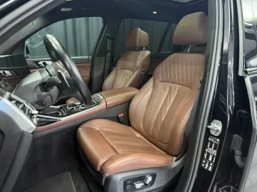 BMW X7 xDrive 40 d M Sport PRO SKY-LOUNGE 7-SITZE