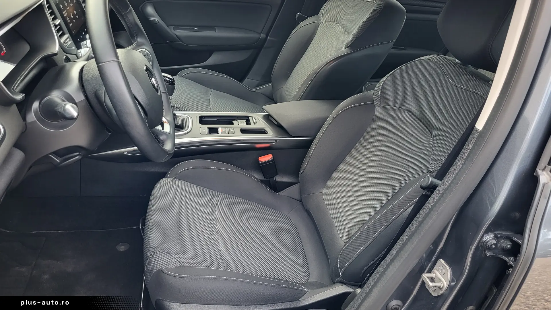 Renault Megane TCe 140 GPF Equilibre
