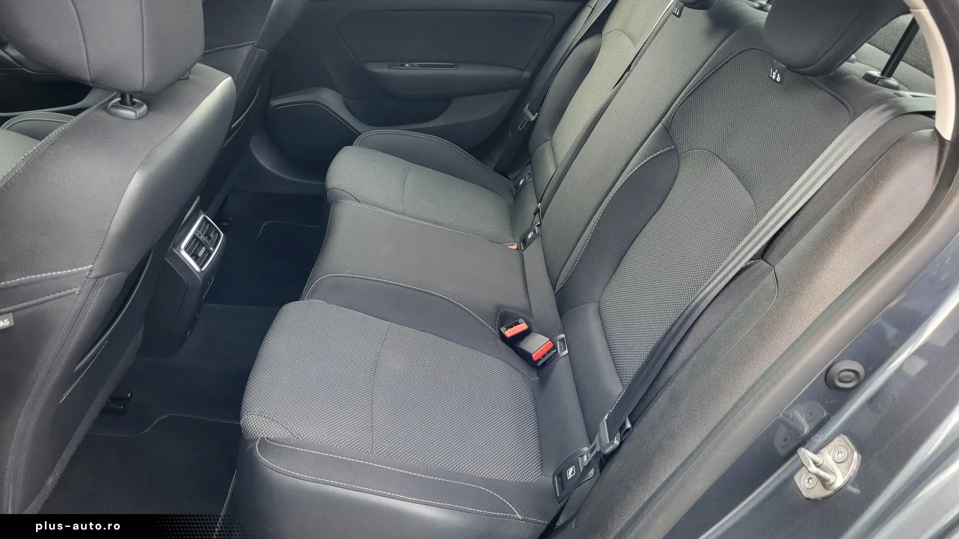 Renault Megane TCe 140 GPF Equilibre