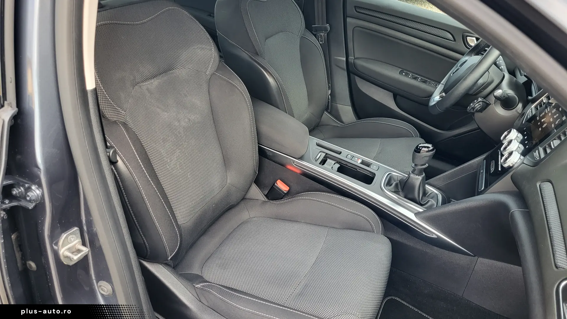 Renault Megane TCe 140 GPF Equilibre