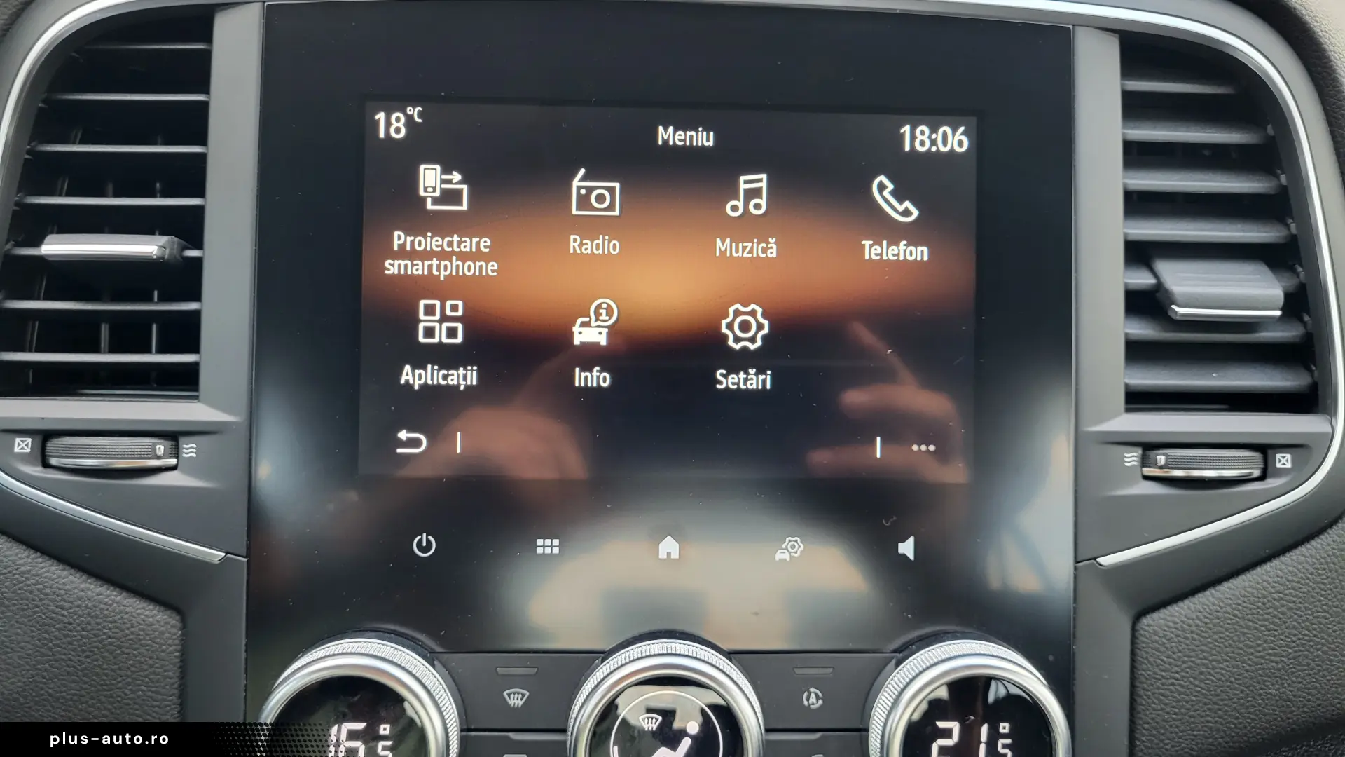 Renault Megane TCe 140 GPF Equilibre