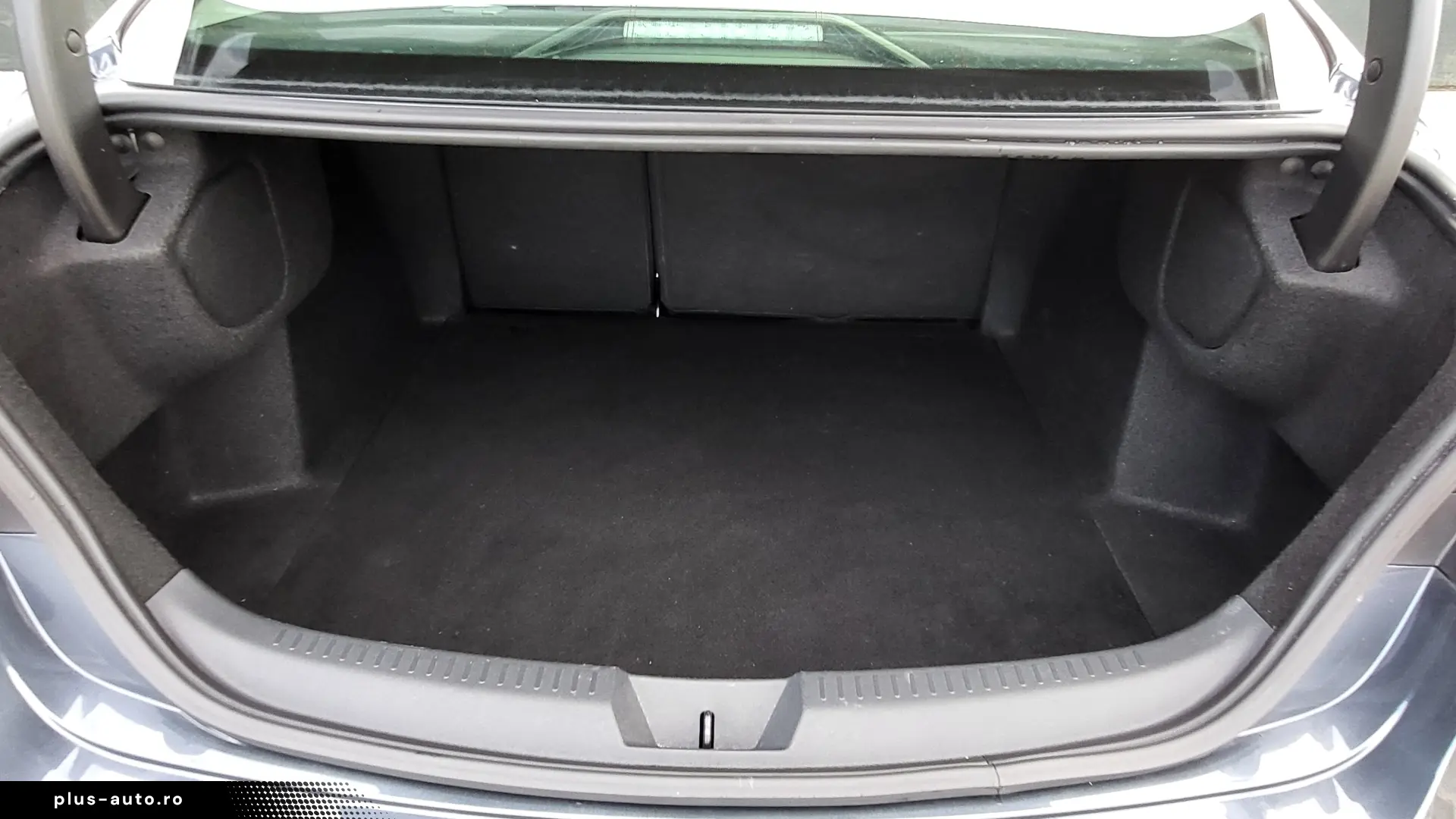Renault Megane TCe 140 GPF Equilibre