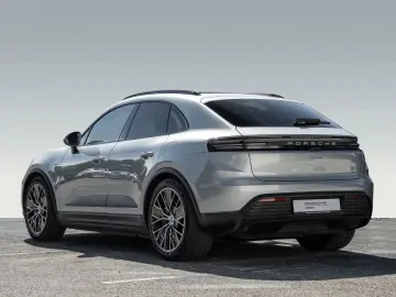 PORSCHE Macan Panorama Dachsystem Luftfederung 21 Zoll