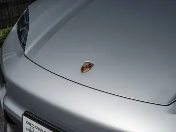 PORSCHE Macan Panorama Dachsystem Luftfederung 21 Zoll