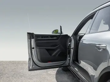 PORSCHE Macan Panorama Dachsystem Luftfederung 21 Zoll