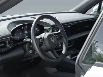 PORSCHE Macan Panorama Dachsystem Luftfederung 21 Zoll