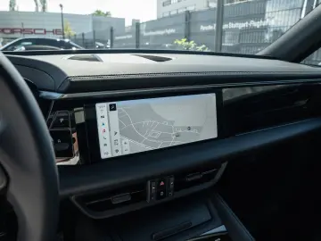 PORSCHE Macan Panorama Dachsystem Luftfederung 21 Zoll