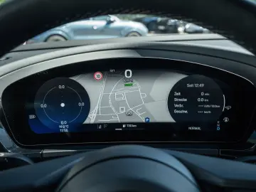 PORSCHE Macan Panorama Dachsystem Luftfederung 21 Zoll