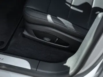 PORSCHE Macan Panorama Dachsystem Luftfederung 21 Zoll