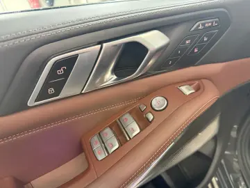 BMW X7 xDrive 40 d M Sport PANO 7 LED