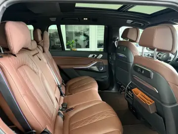 BMW X7 xDrive 40 d M Sport PANO 7 LED