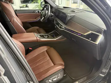 BMW X7 xDrive 40 d M Sport PANO 7 LED