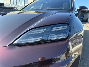 PORSCHE Macan 4  LUFT AHK KAMERA HUD MATRIX PANO 4x SHZ