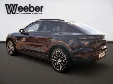 PORSCHE Macan 4  LUFT AHK KAMERA HUD MATRIX PANO 4x SHZ
