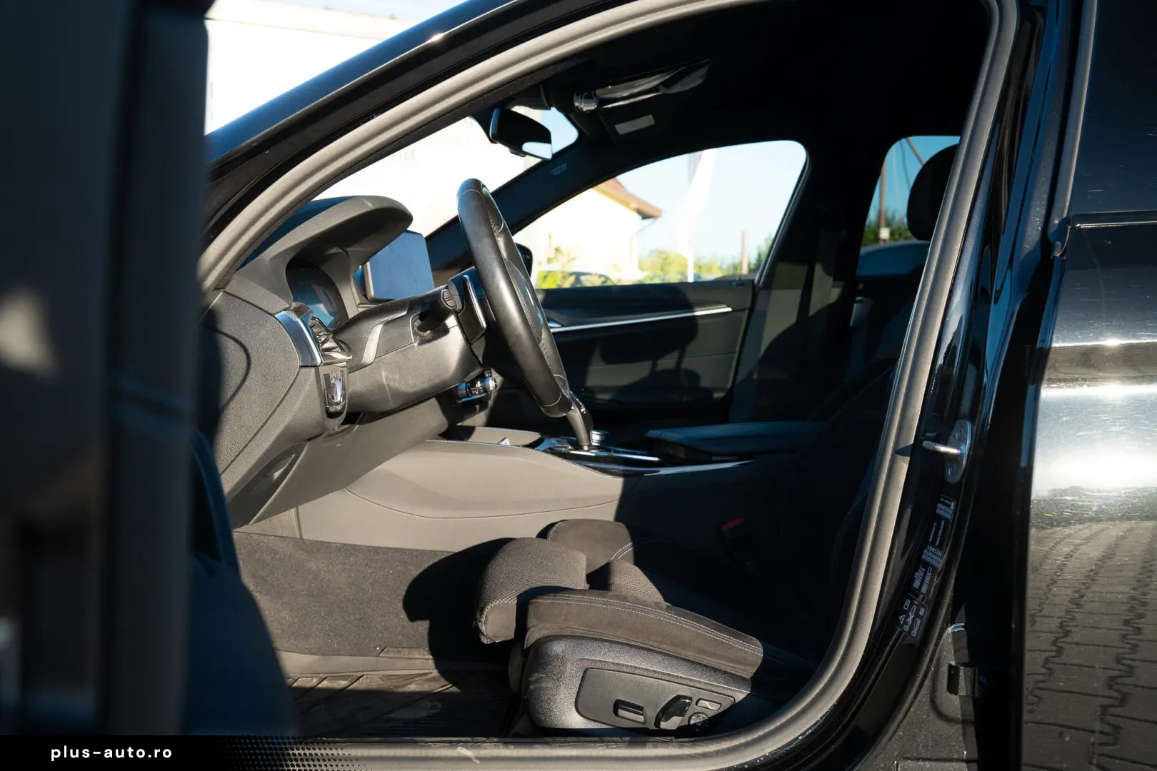 BMW Seria 5 520D Xdrive M Sport