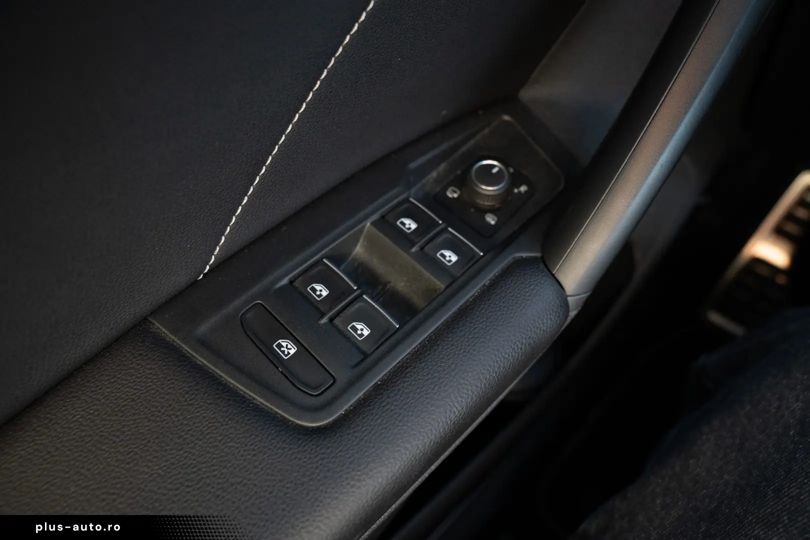 Volkswagen Tiguan R-Line 2.0 TDI SCR DSG 4Motion