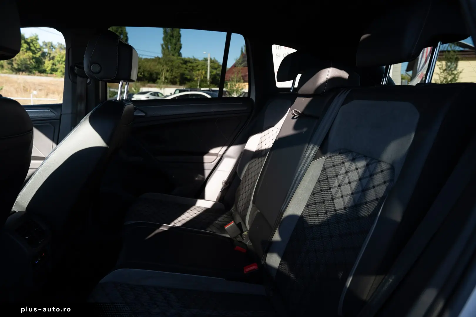 Volkswagen Tiguan R-Line 2.0 TDI SCR DSG 4Motion