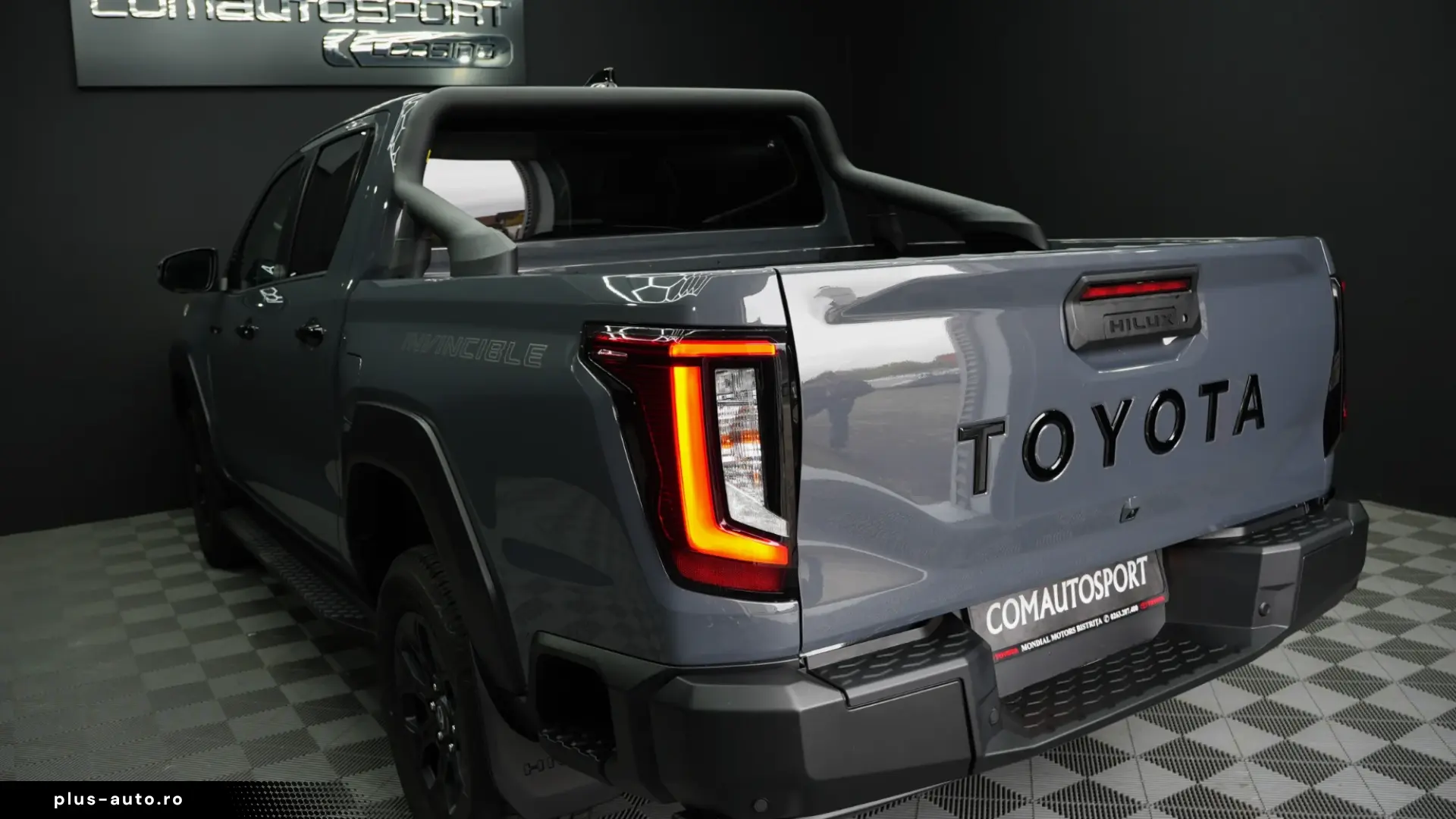 TOYOTA HILUX INVINCIBLE 2.8d AT MHEV MY26