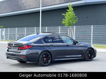 BMW 530d M Sport Pro SHD HUD MEMORY SITZBELÜFTUNG