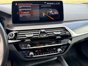BMW 530d M Sport Pro SHD HUD MEMORY SITZBELÜFTUNG