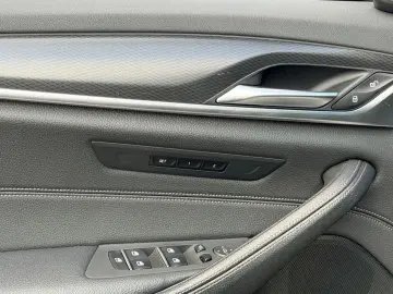 BMW 530d M Sport Pro SHD HUD MEMORY SITZBELÜFTUNG