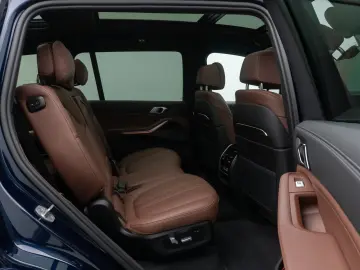 BMW X7 xD40d M Sport 360  SkyLounge
