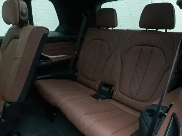 BMW X7 xD40d M Sport 360  SkyLounge