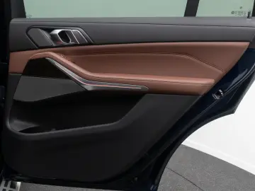 BMW X7 xD40d M Sport 360  SkyLounge