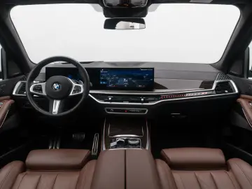 BMW X7 xD40d M Sport 360  SkyLounge