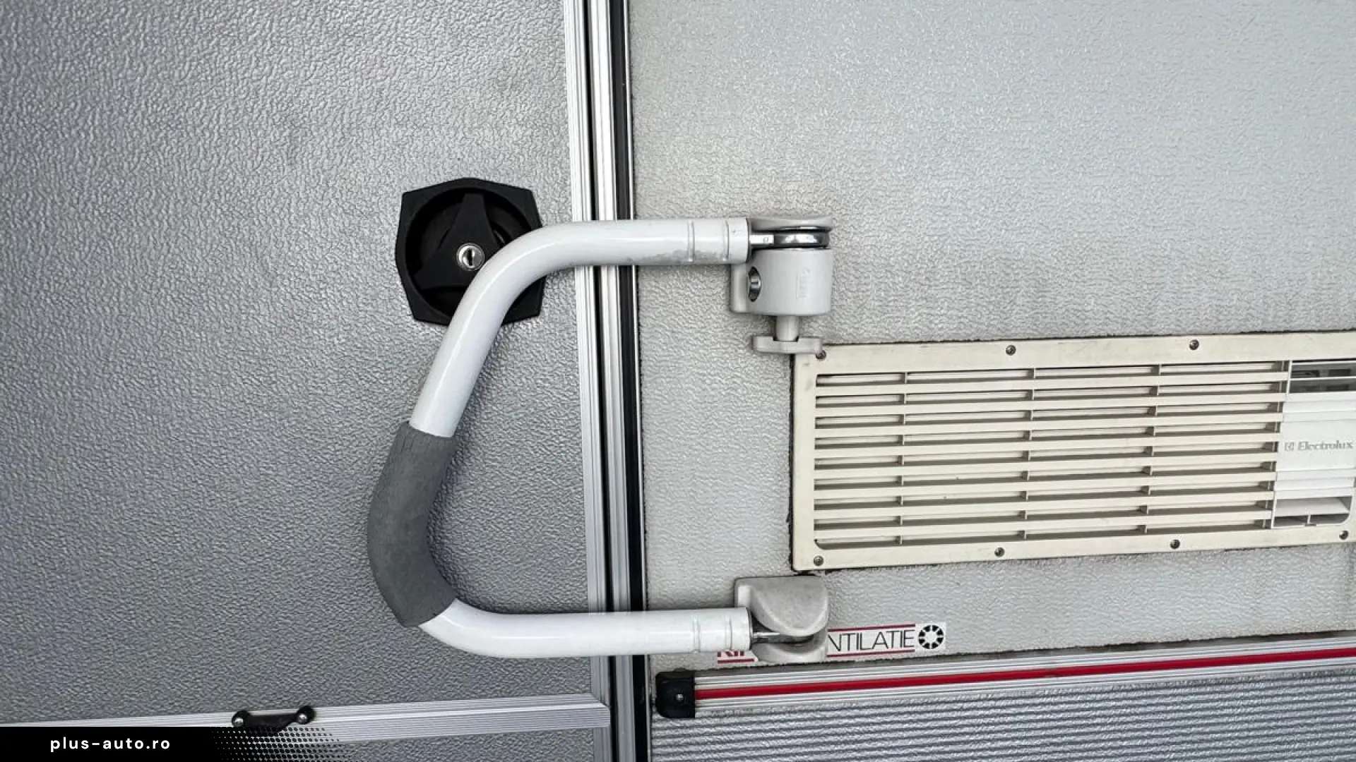 Rulotă KIP Grey-Line 42EK